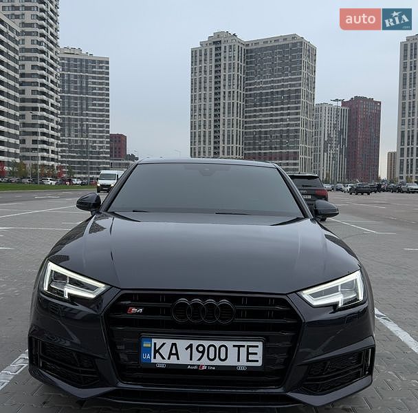 Audi A4 2017