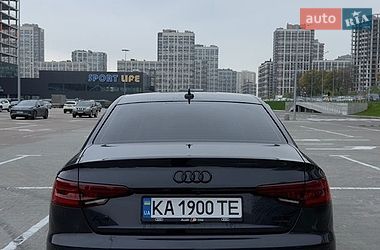 Седан Audi A4 2017 в Киеве