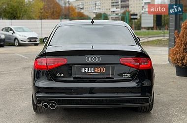 Седан Audi A4 2015 в Шептицькому