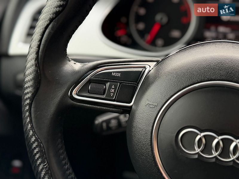 Седан Audi A4 2015 в Шептицькому
