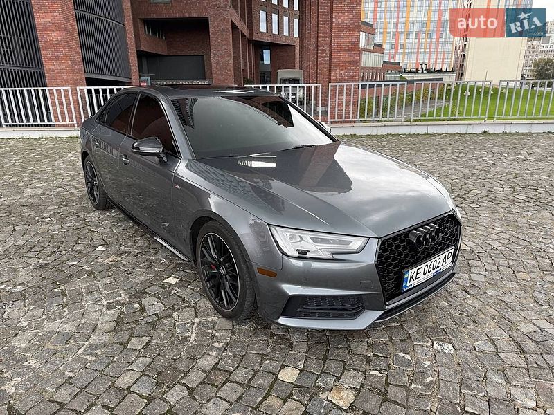 Седан Audi A4 2017 в Днепре