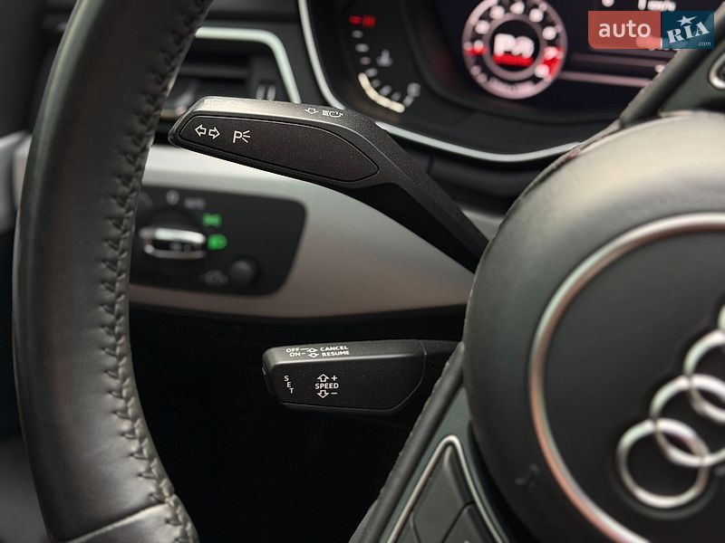 Седан Audi A4 2016 в Шептицькому