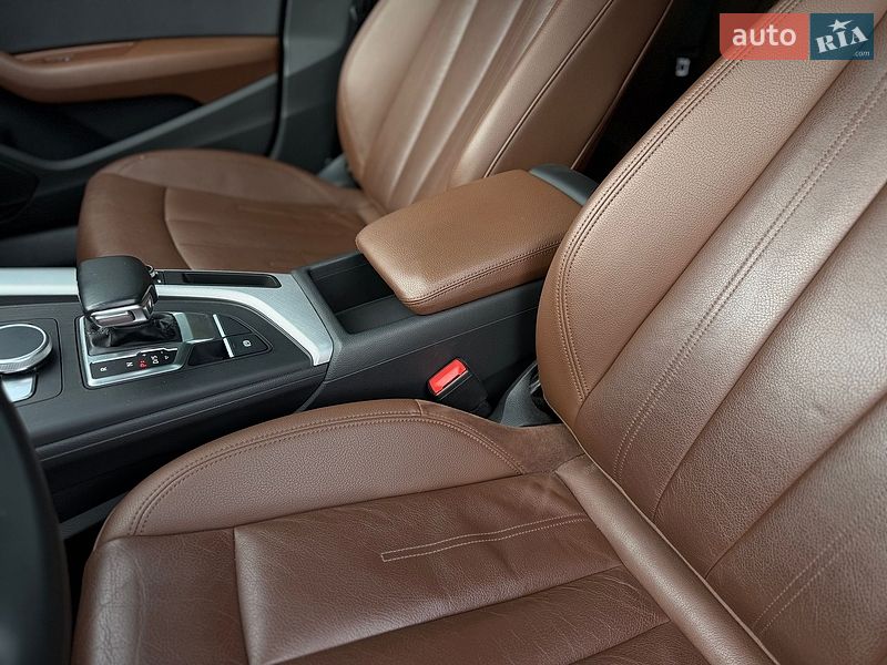 Седан Audi A4 2016 в Шептицькому