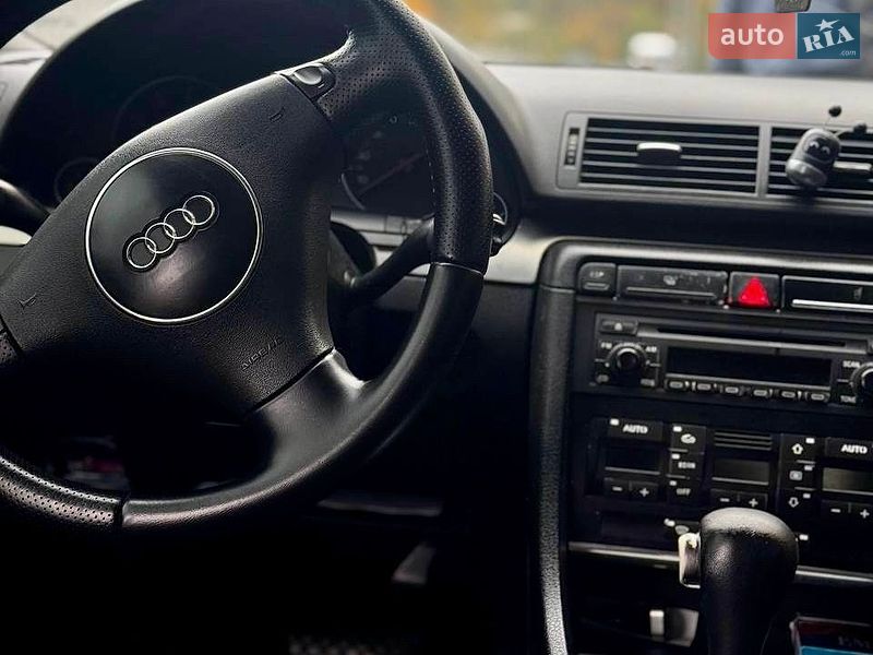 Універсал Audi A4 2002 в Києві