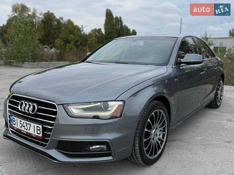 Седан Audi A4 2013 в Горишних Плавнях