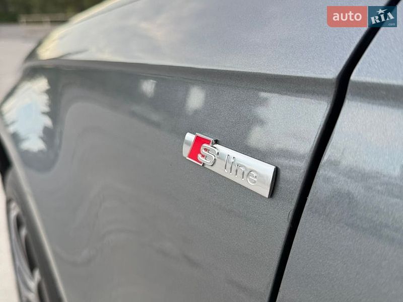 Седан Audi A4 2013 в Горишних Плавнях