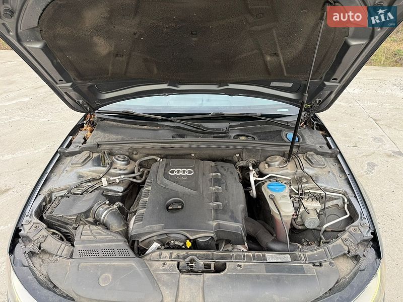 Седан Audi A4 2013 в Горишних Плавнях