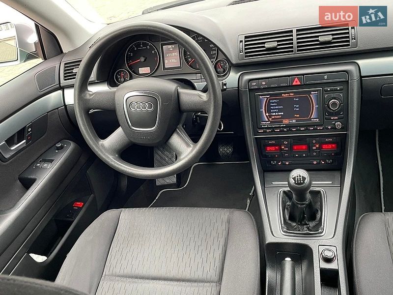 Седан Audi A4 2005 в Чернігові