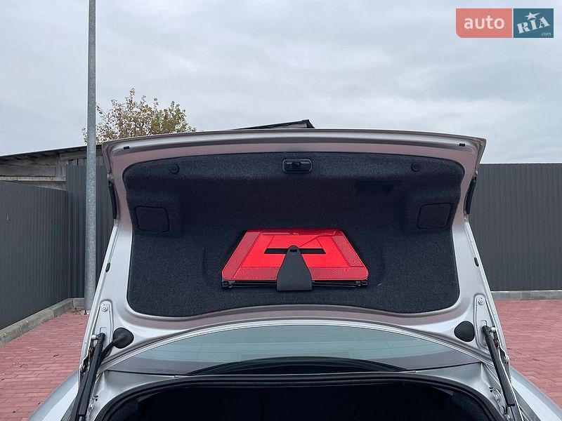 Седан Audi A4 2005 в Чернігові