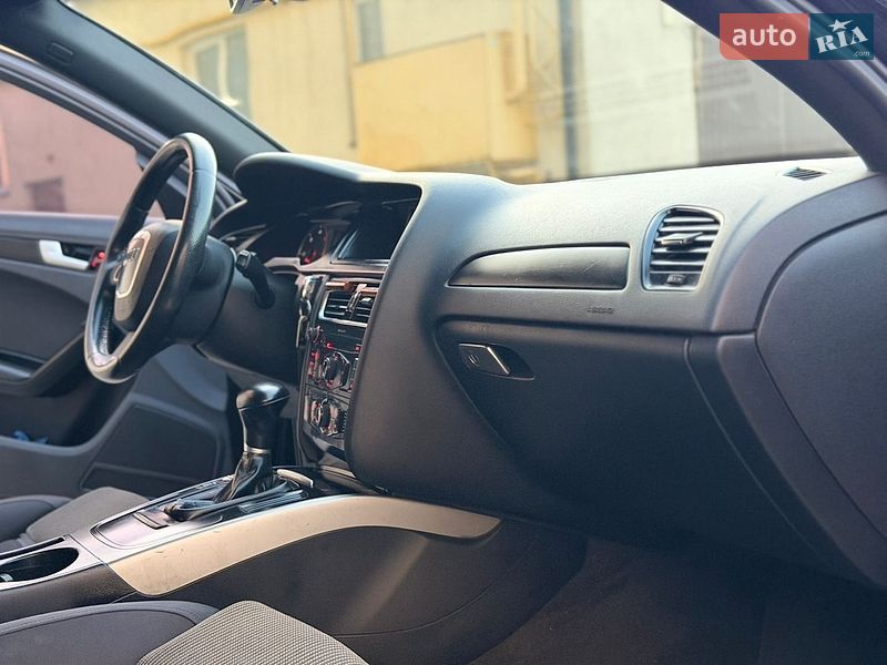 Универсал Audi A4 2009 в Львове