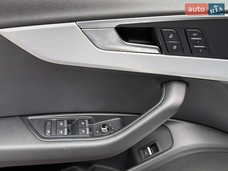 Седан Audi A4 2016 в Києві