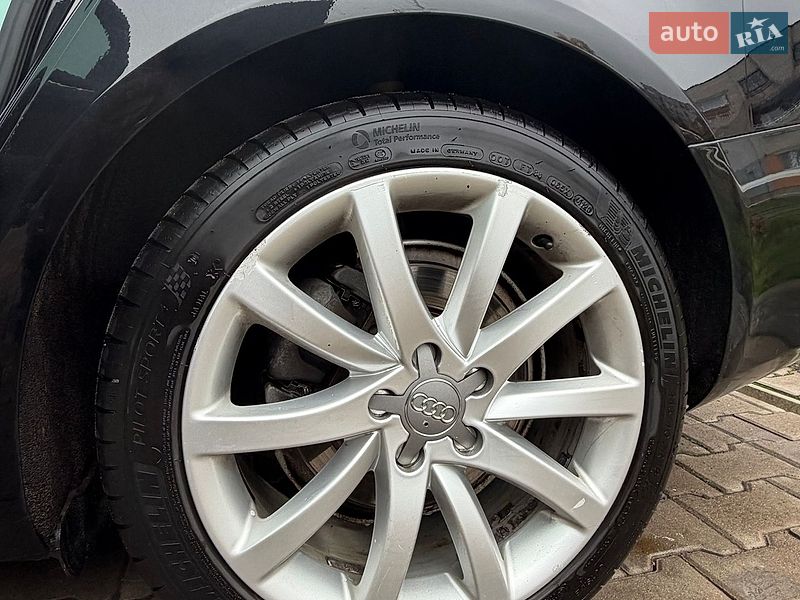 Седан Audi A4 2012 в Шептицькому