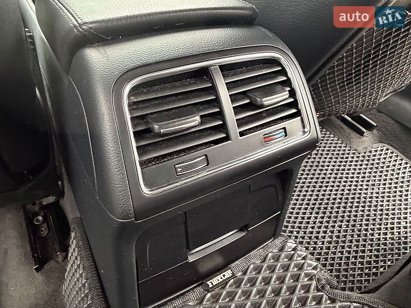 Седан Audi A4 2012 в Шептицькому