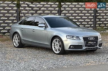 Седан Audi A4 2011 в Киеве