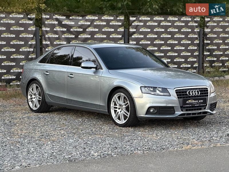 Седан Audi A4 2011 в Киеве