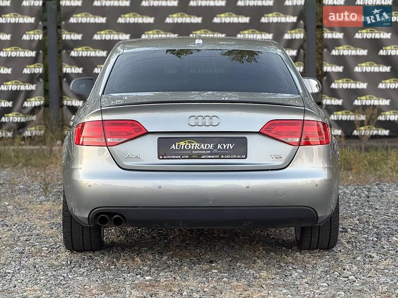 Седан Audi A4 2011 в Киеве