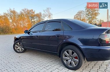 Седан Audi A4 1997 в Дрогобичі
