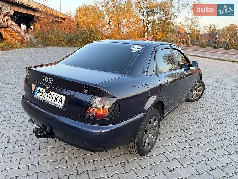 Седан Audi A4 1997 в Дрогобичі