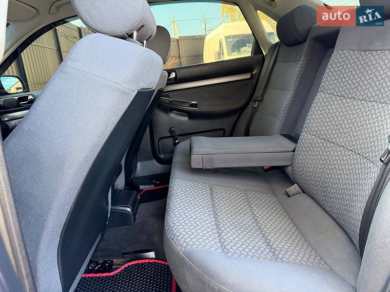 Седан Audi A4 1997 в Дрогобичі