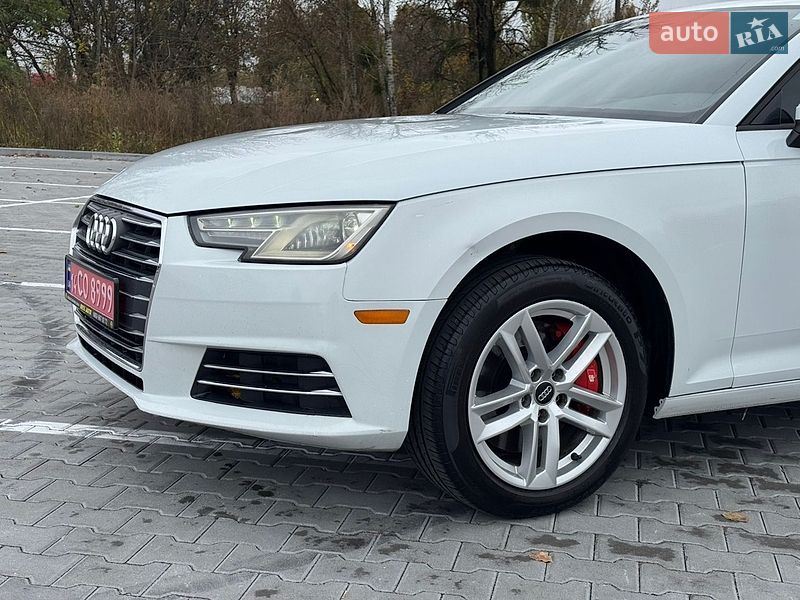 Седан Audi A4 2016 в Хмельницком