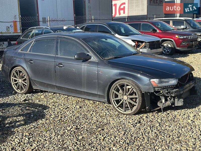 Седан Audi A4 2014 в Львові
