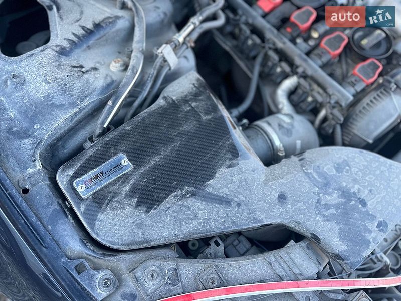 Седан Audi A4 2014 в Львові