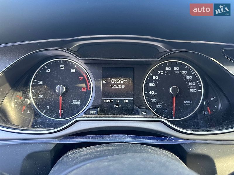 Седан Audi A4 2014 в Львові