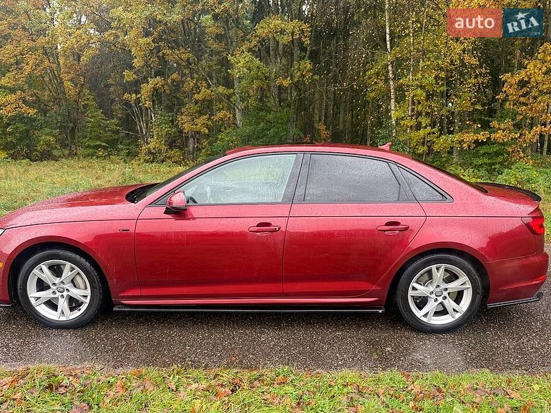Седан Audi A4 2018 в Киеве