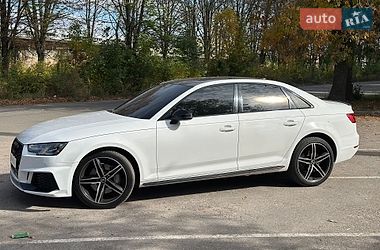 Седан Audi A4 2015 в Полтаве