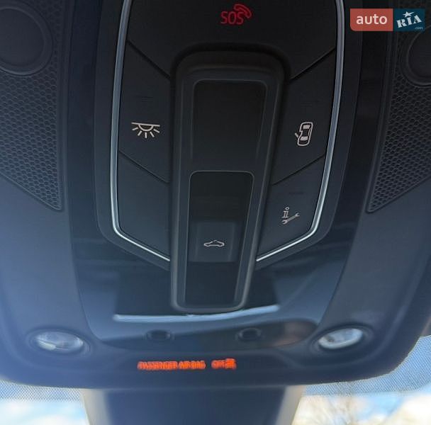 Седан Audi A4 2018 в Івано-Франківську