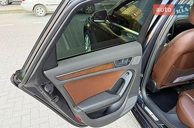 Седан Audi A4 2015 в Львове