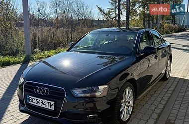 Седан Audi A4 2013 в Львові