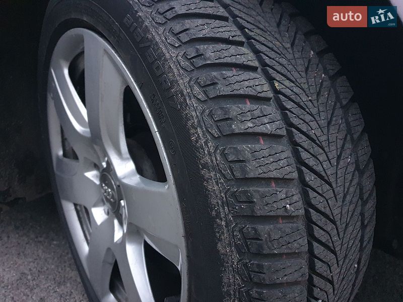 Универсал Audi A4 2005 в Киеве