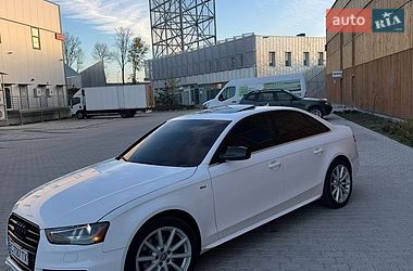 Седан Audi A4 2015 в Львові
