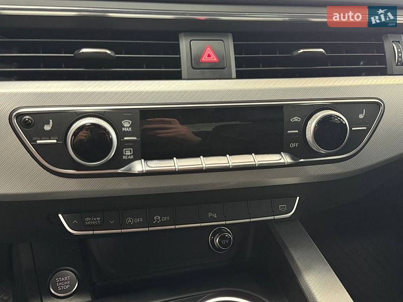 Седан Audi A4 2017 в Києві