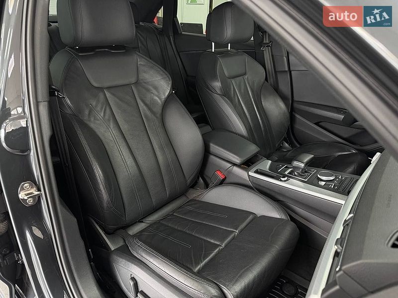 Седан Audi A4 2017 в Києві