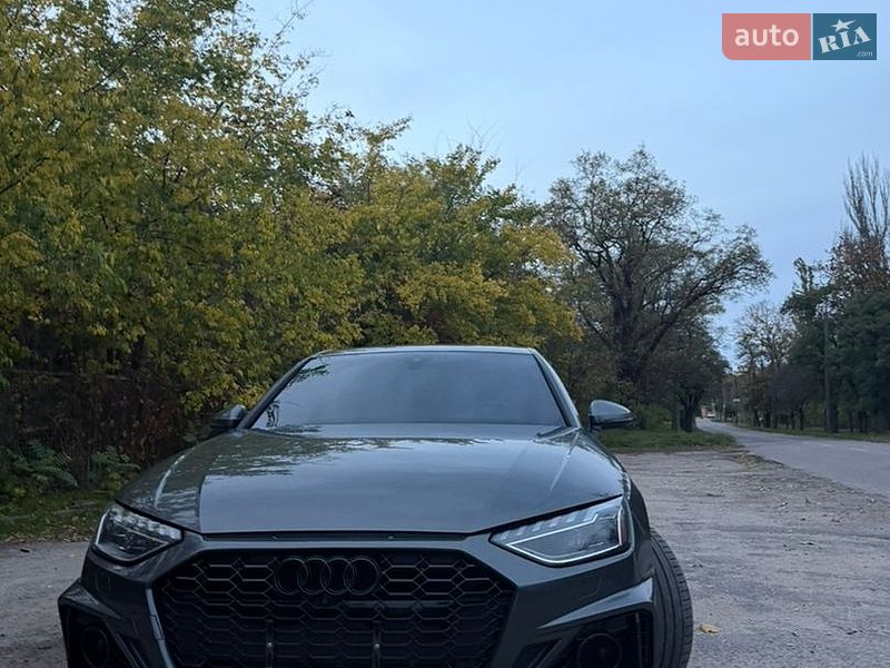 Седан Audi A4 2021 в Запорожье