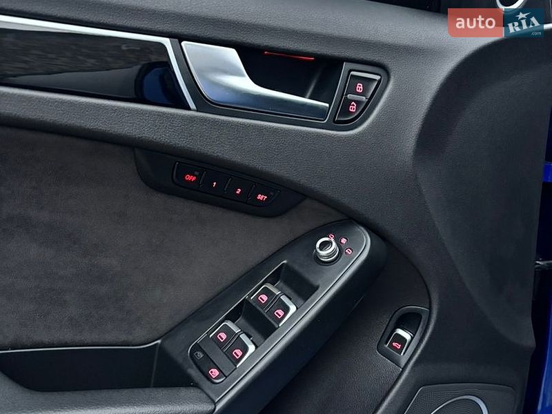 Седан Audi A4 2015 в Івано-Франково