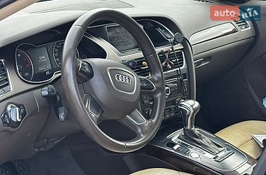 Седан Audi A4 2013 в Миколаєві
