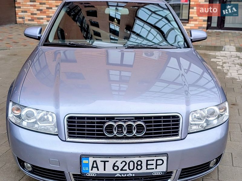 Седан Audi A4 2004 в Калуше