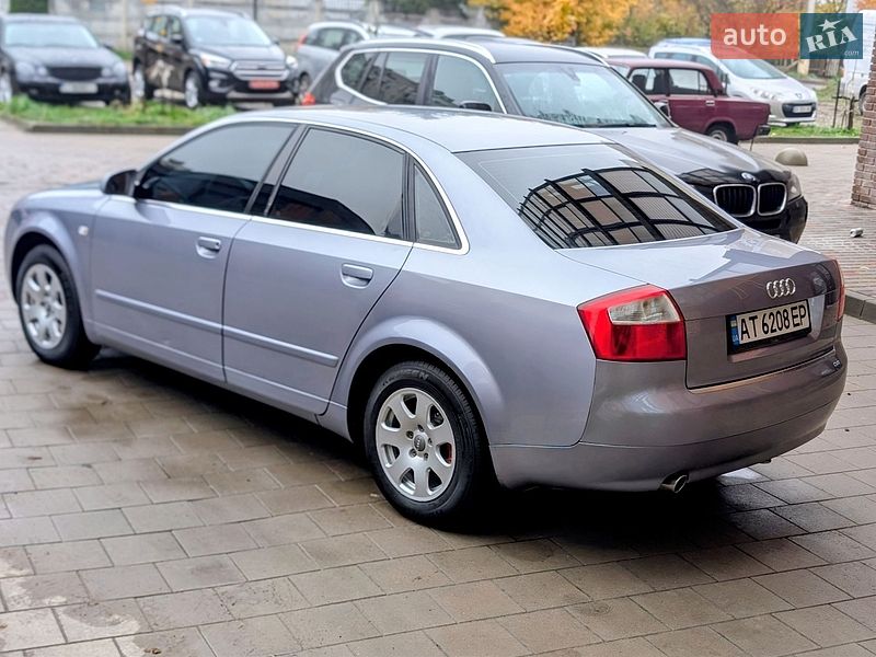 Седан Audi A4 2004 в Калуше