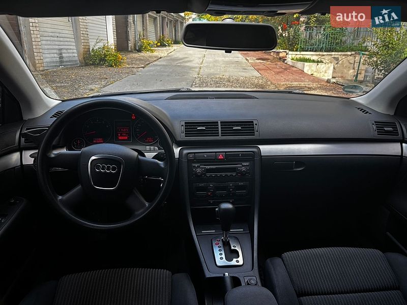 Седан Audi A4 2006 в Николаеве