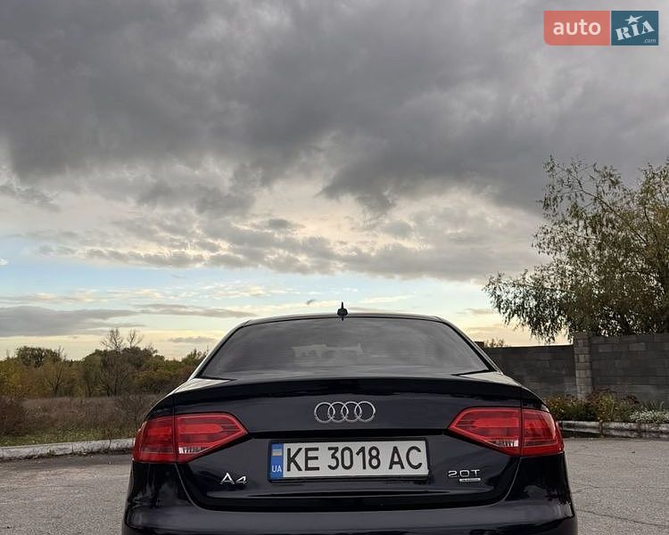 Седан Audi A4 2010 в Дніпрі