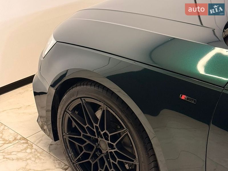 Седан Audi A4 2016 в Одесі
