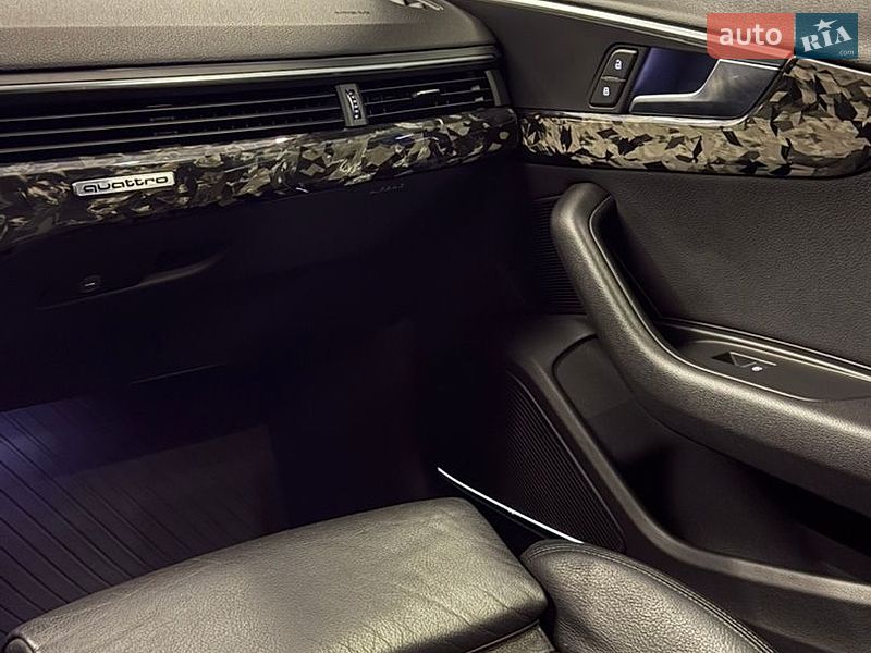 Седан Audi A4 2016 в Одесі