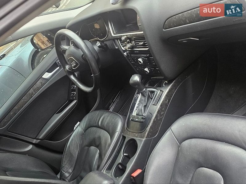 Седан Audi A4 2013 в Киеве