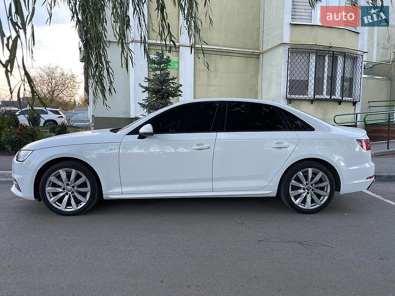 Седан Audi A4 2017 в Песочине