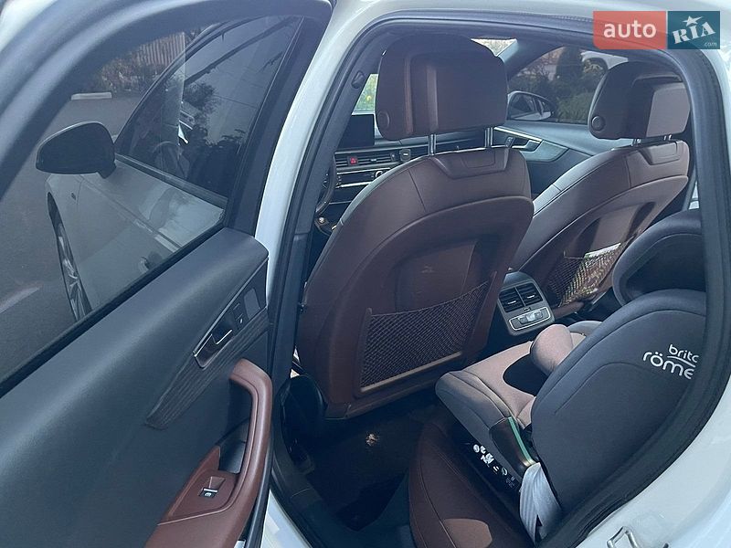 Седан Audi A4 2017 в Песочине