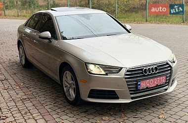 Седан Audi A4 2017 в Львові