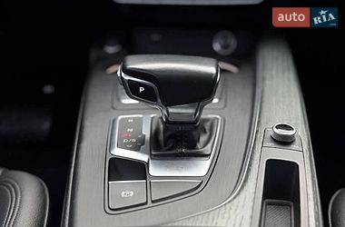 Седан Audi A4 2018 в Кропивницькому